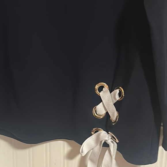 Tommy Hilfiger Blue Tie Front Blouse - Picture 7 of 11